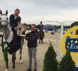 GP-winst voor Jewel de Kwakenbeek in Fontainebleau